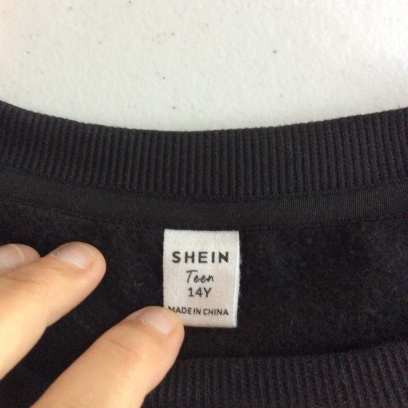 NWOT SHEIN, guinea pig sweatshirt. 14 black - Picture 4 of 6
